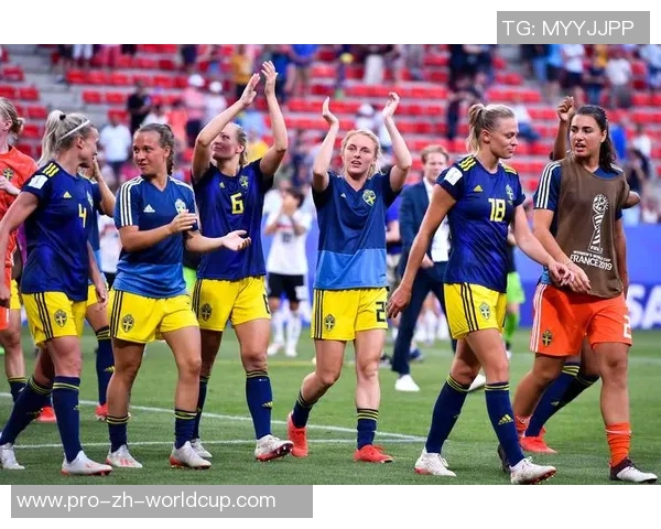 足球皇冠App助你畅享精彩赛事体验，实时比分与数据分析尽在掌握